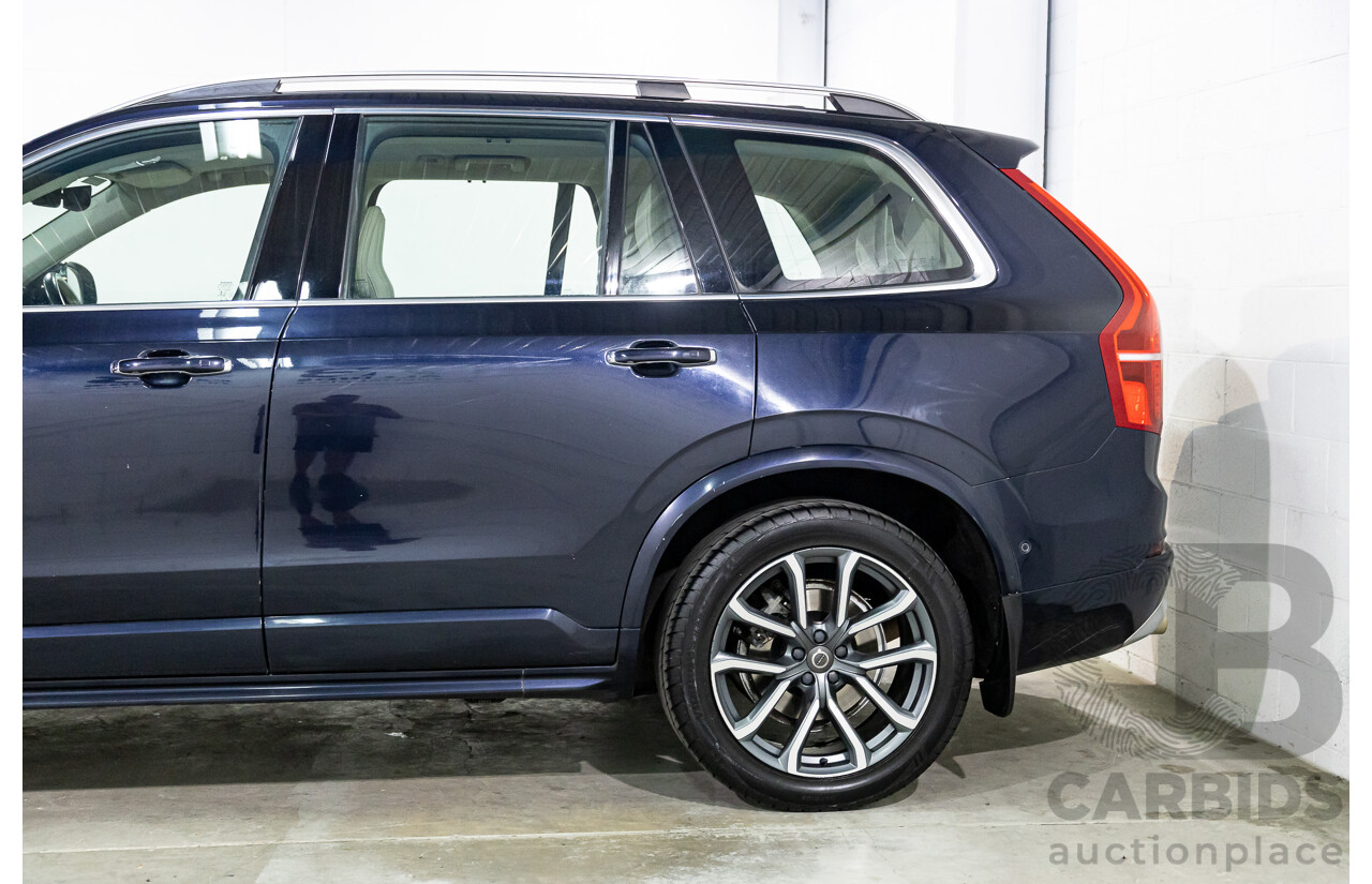 07/2019 Volvo XC90 D5 Momentum (AWD) 256 MY20 4d Wagon Magic Blue Metallic Turbo Diesel 2.0L