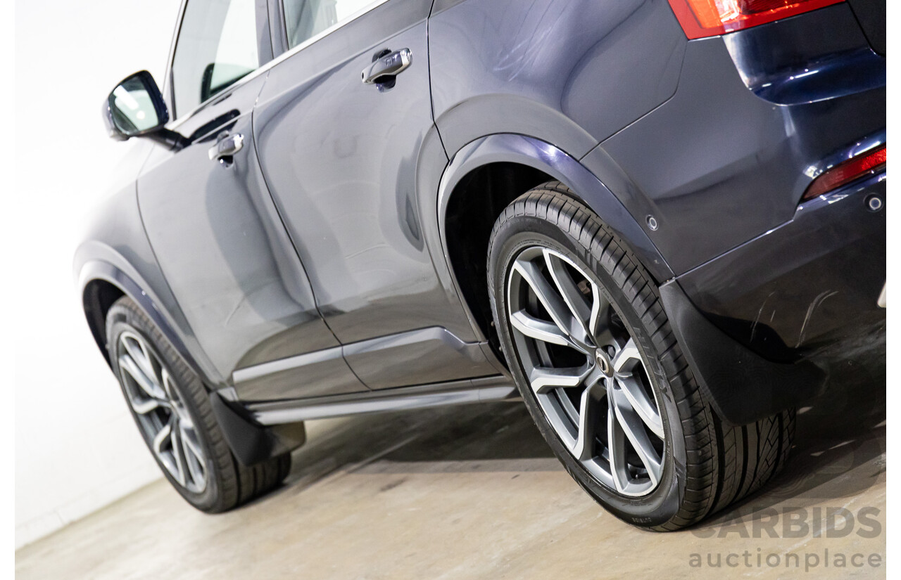 07/2019 Volvo XC90 D5 Momentum (AWD) 256 MY20 4d Wagon Magic Blue Metallic Turbo Diesel 2.0L