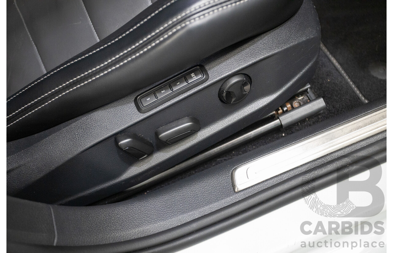 1/2018 Volkswagen Golf R Wolfsburg Edition (AWD) AU MY7.5 5D Hatchback Oryx White Pearl Turbo 2.0L