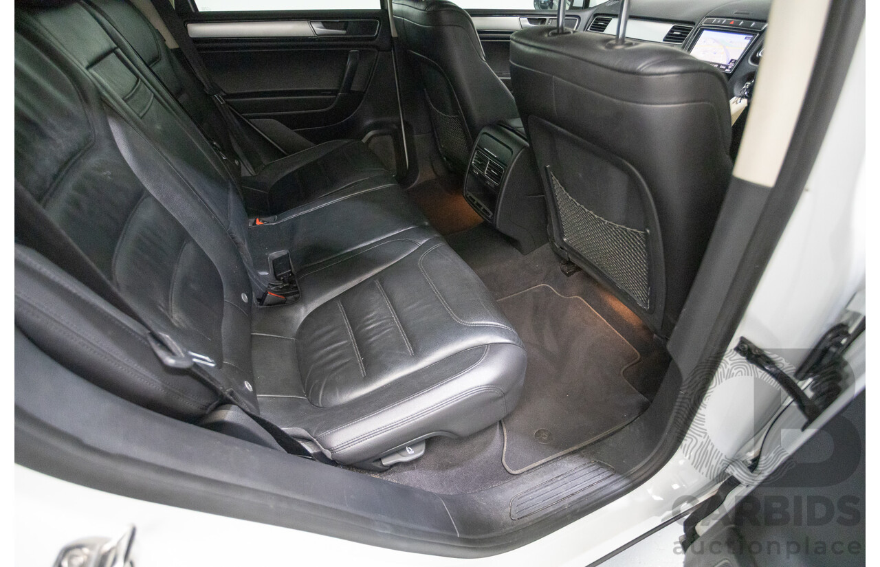 1/2015 Volkswagen Touareg V6 TDI (AWD) 7P MY15 4D Wagon Pure White Turbo Diesel 3.0L