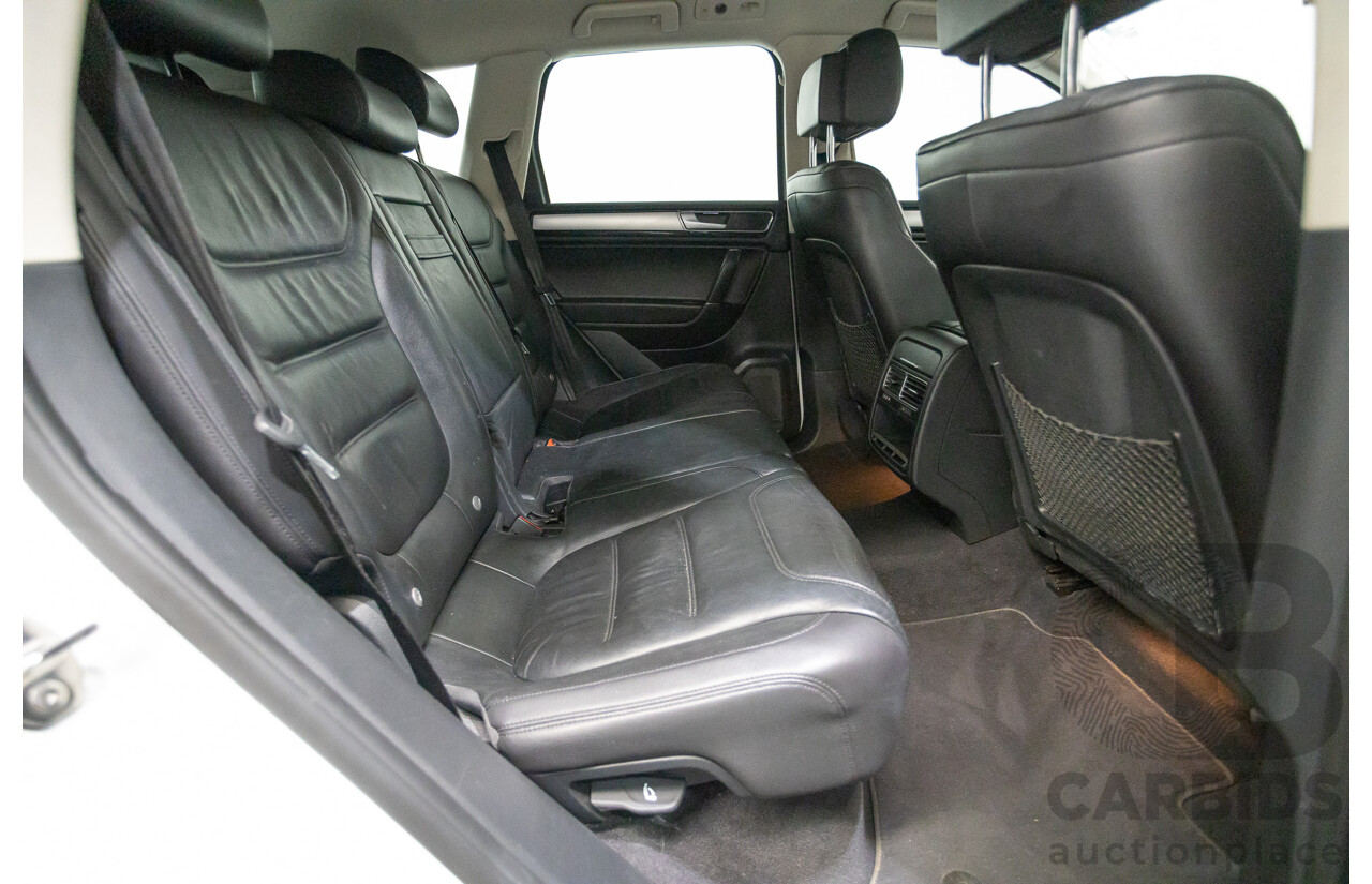 1/2015 Volkswagen Touareg V6 TDI (AWD) 7P MY15 4D Wagon Pure White Turbo Diesel 3.0L