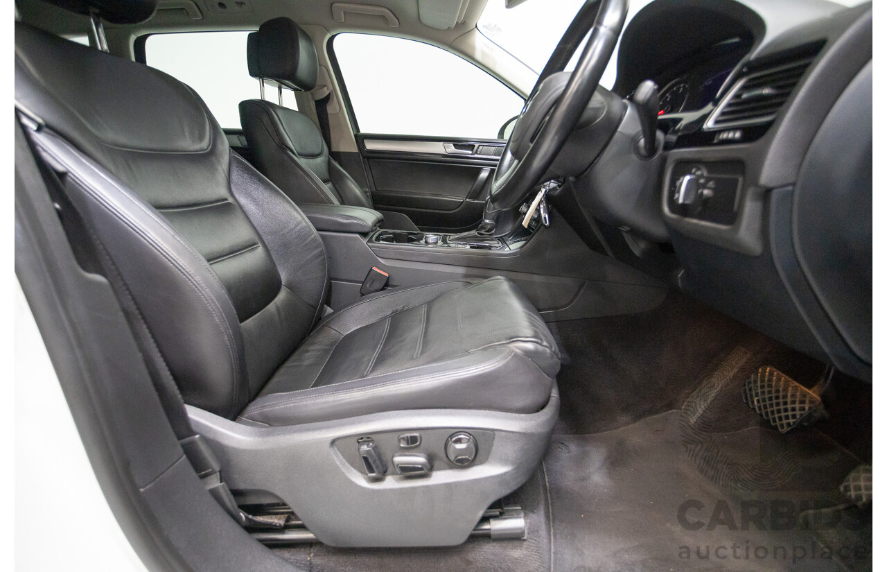 1/2015 Volkswagen Touareg V6 TDI (AWD) 7P MY15 4D Wagon Pure White Turbo Diesel 3.0L