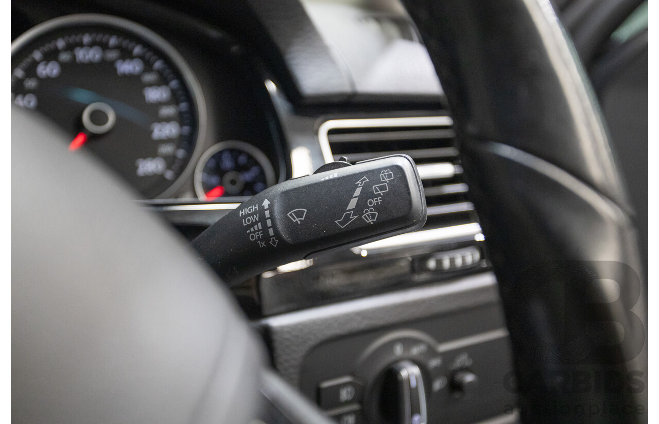 1/2015 Volkswagen Touareg V6 TDI (AWD) 7P MY15 4D Wagon Pure White Turbo Diesel 3.0L