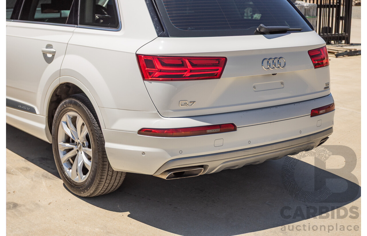 10/2015 Audi Q7 3.0 TDI Quattro (AWD) 4M 4D Wagon Pure White Turbo Diesel V6 (200kw) 3.0L - 7 seater