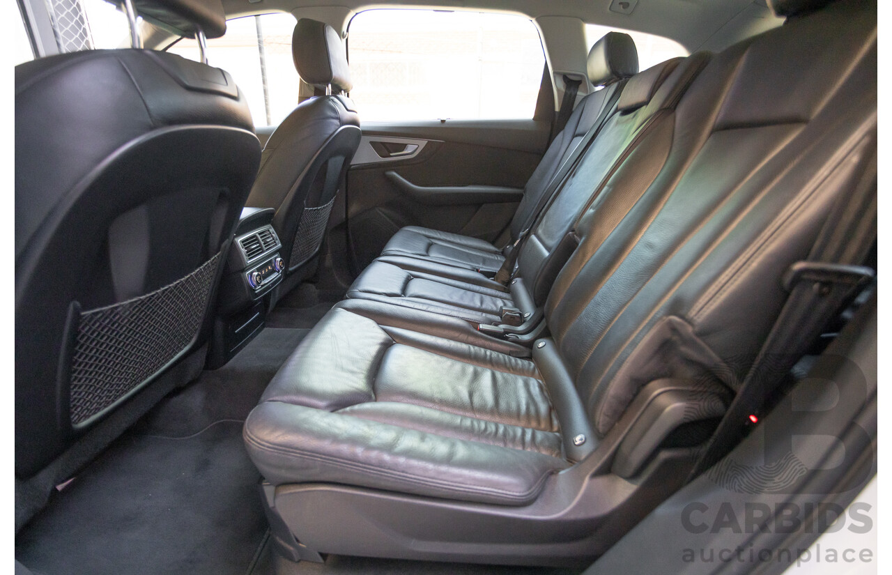 10/2015 Audi Q7 3.0 TDI Quattro (AWD) 4M 4D Wagon Pure White Turbo Diesel V6 (200kw) 3.0L - 7 seater