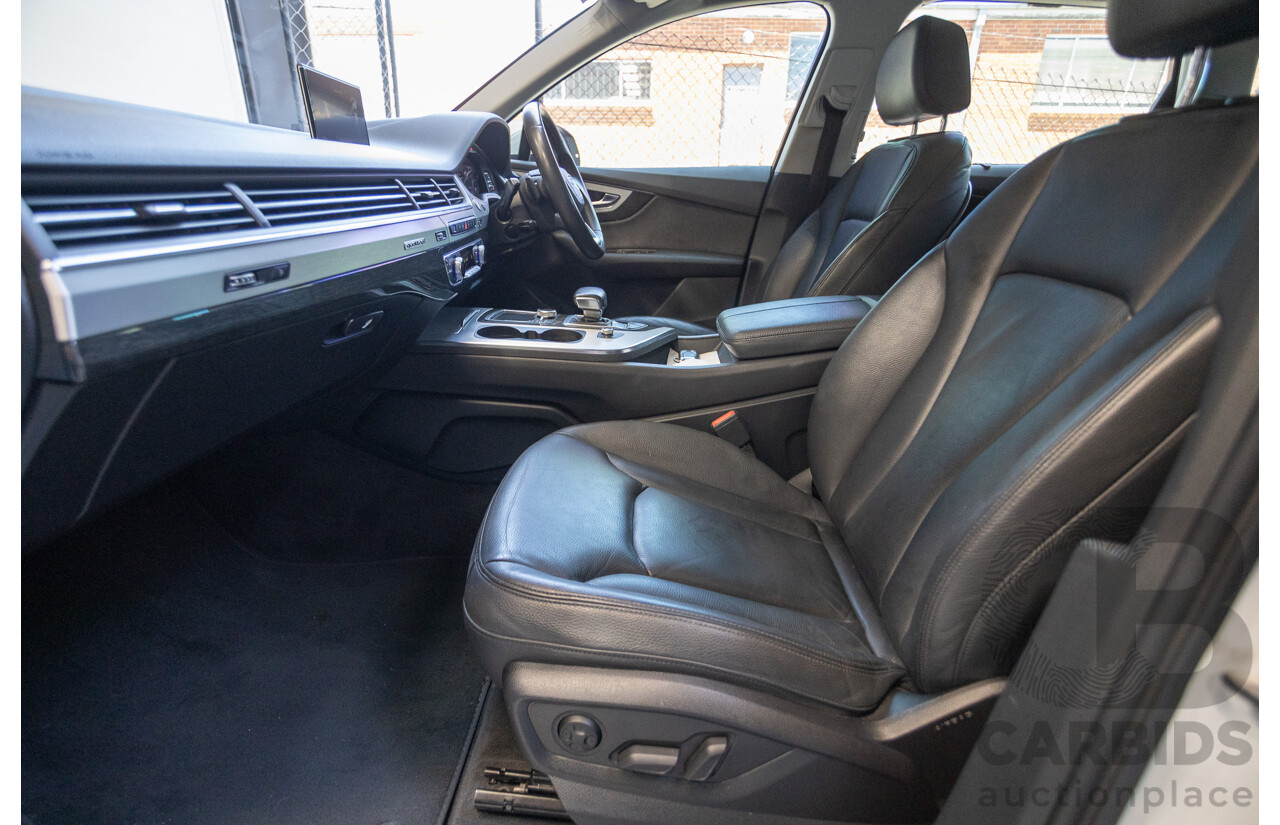 10/2015 Audi Q7 3.0 TDI Quattro (AWD) 4M 4D Wagon Pure White Turbo Diesel V6 (200kw) 3.0L - 7 seater