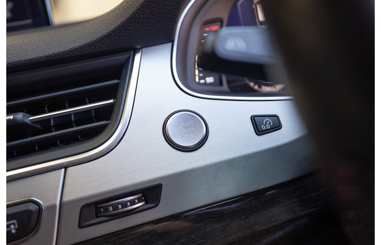 10/2015 Audi Q7 3.0 TDI Quattro (AWD) 4M 4D Wagon Pure White Turbo Diesel V6 (200kw) 3.0L - 7 seater