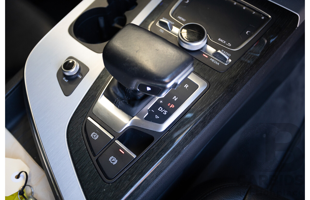 10/2015 Audi Q7 3.0 TDI Quattro (AWD) 4M 4D Wagon Pure White Turbo Diesel V6 (200kw) 3.0L - 7 seater