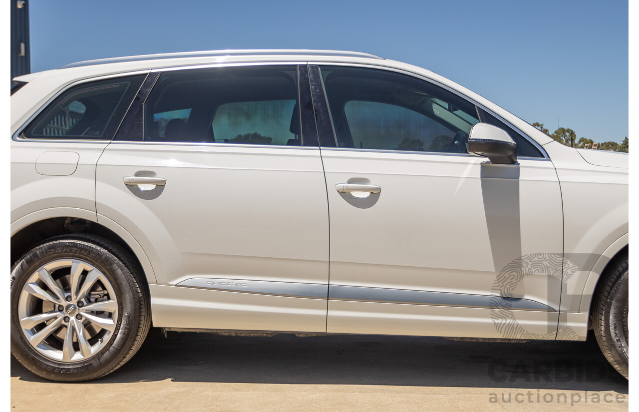 10/2015 Audi Q7 3.0 TDI Quattro (AWD) 4M 4D Wagon Pure White Turbo Diesel V6 (200kw) 3.0L - 7 seater