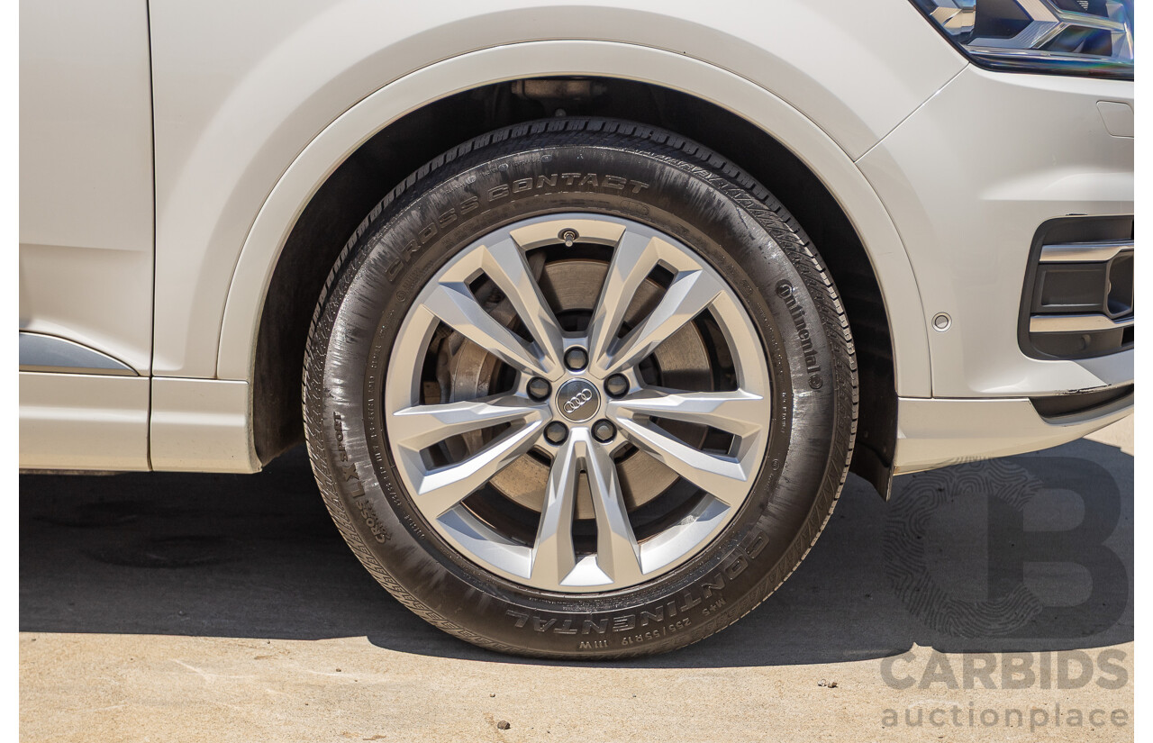 10/2015 Audi Q7 3.0 TDI Quattro (AWD) 4M 4D Wagon Pure White Turbo Diesel V6 (200kw) 3.0L - 7 seater