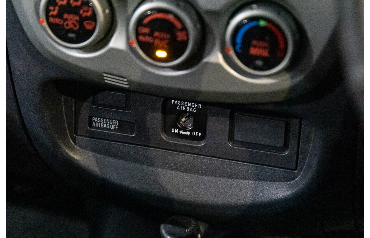 1/2013 Mitsubishi i-MiEV MY12 5d Hatchback Ocean Blue Metallic Dedicated Electric EV 49kW