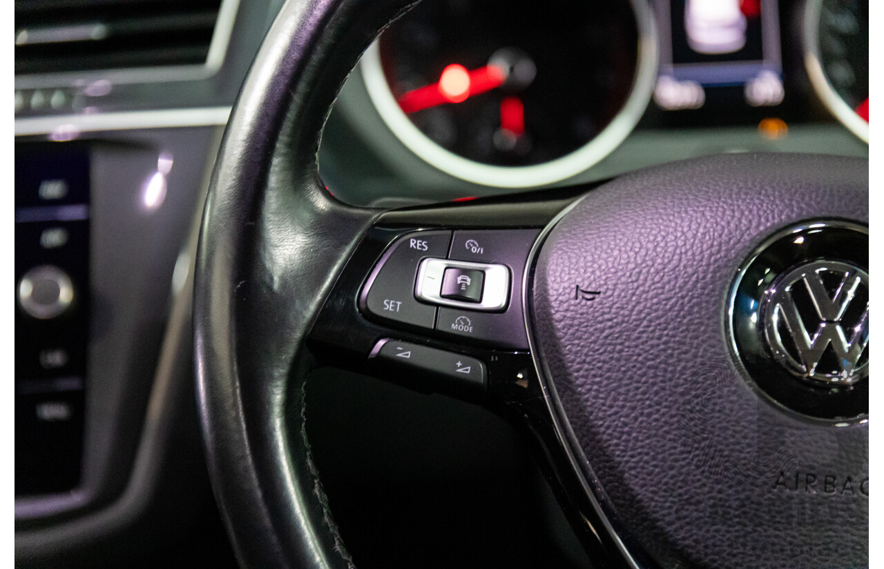 02/2018 Volkswagen Tiguan 162 TSI Sportline (AWD) 5NA MY18 4d Wagon Ruby Red Metallic Turbo 2.0L