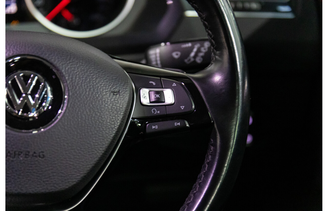 02/2018 Volkswagen Tiguan 162 TSI Sportline (AWD) 5NA MY18 4d Wagon Ruby Red Metallic Turbo 2.0L