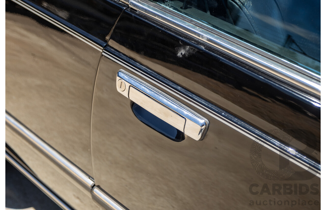 1/1977 BMW 633CSi E24 2D Coupe Schwarz Black 3.2L - Import