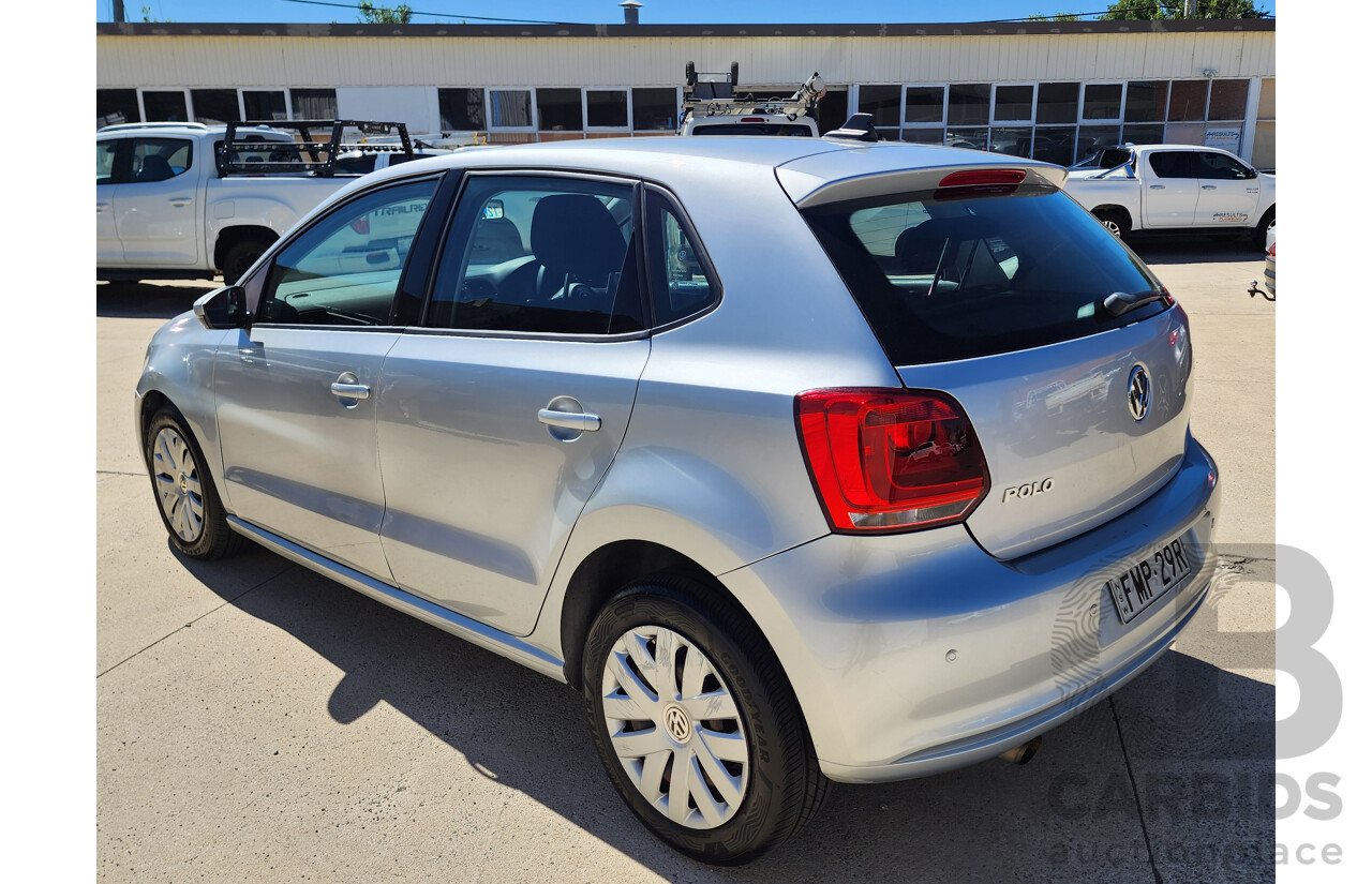9/2013 Volkswagen Polo Trendline 6R MY14 5d Hatchback Silver 1.4L