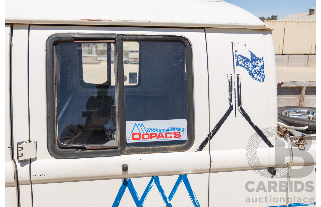 9/1975 Volkswagen Kombi Transporter Type 2 2d Crew Cab Utility White 1.8L