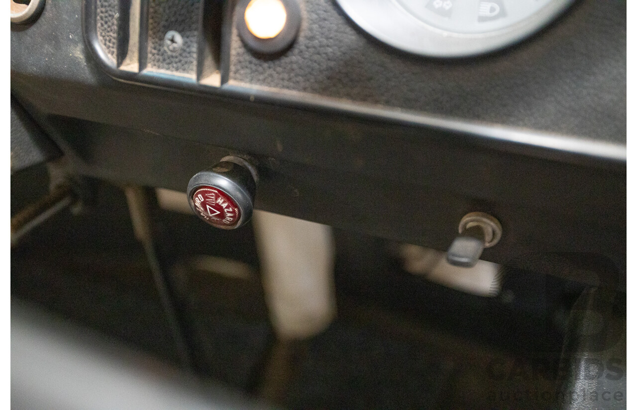 9/1975 Volkswagen Kombi Transporter Type 2 2d Crew Cab Utility White 1.8L