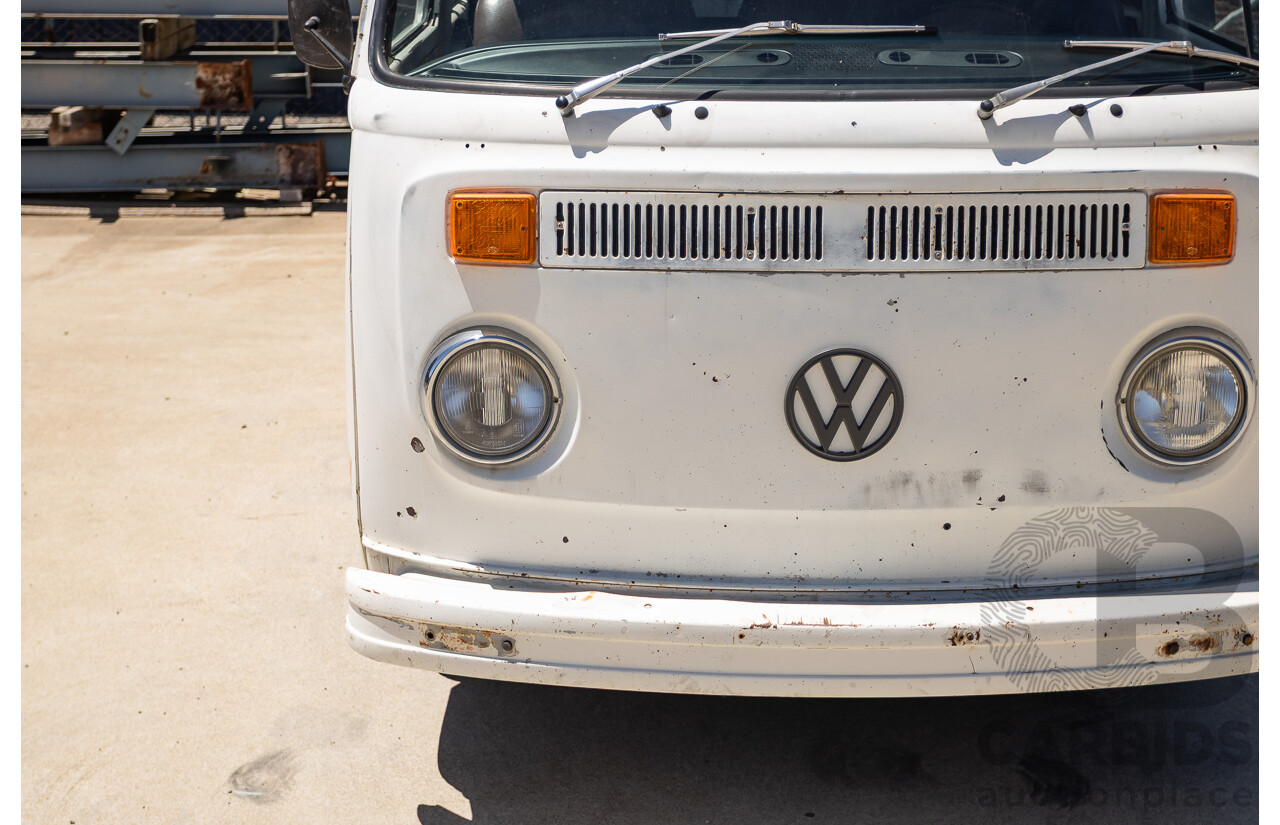 9/1975 Volkswagen Kombi Transporter Type 2 2d Crew Cab Utility White 1.8L