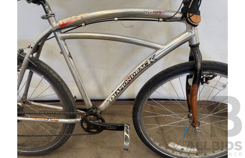 21 Inch Diamondback Storm Front Mountain Bike