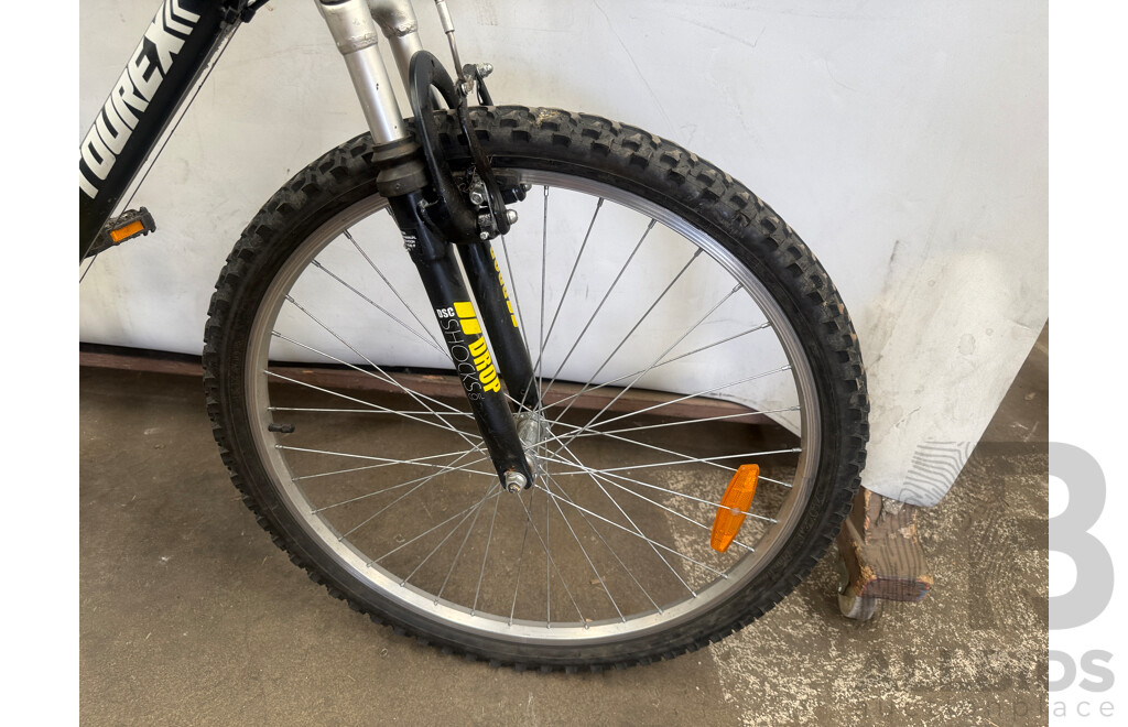 18 Inch Giant Tourex X-Train66 Front Suspension Mountain Bike