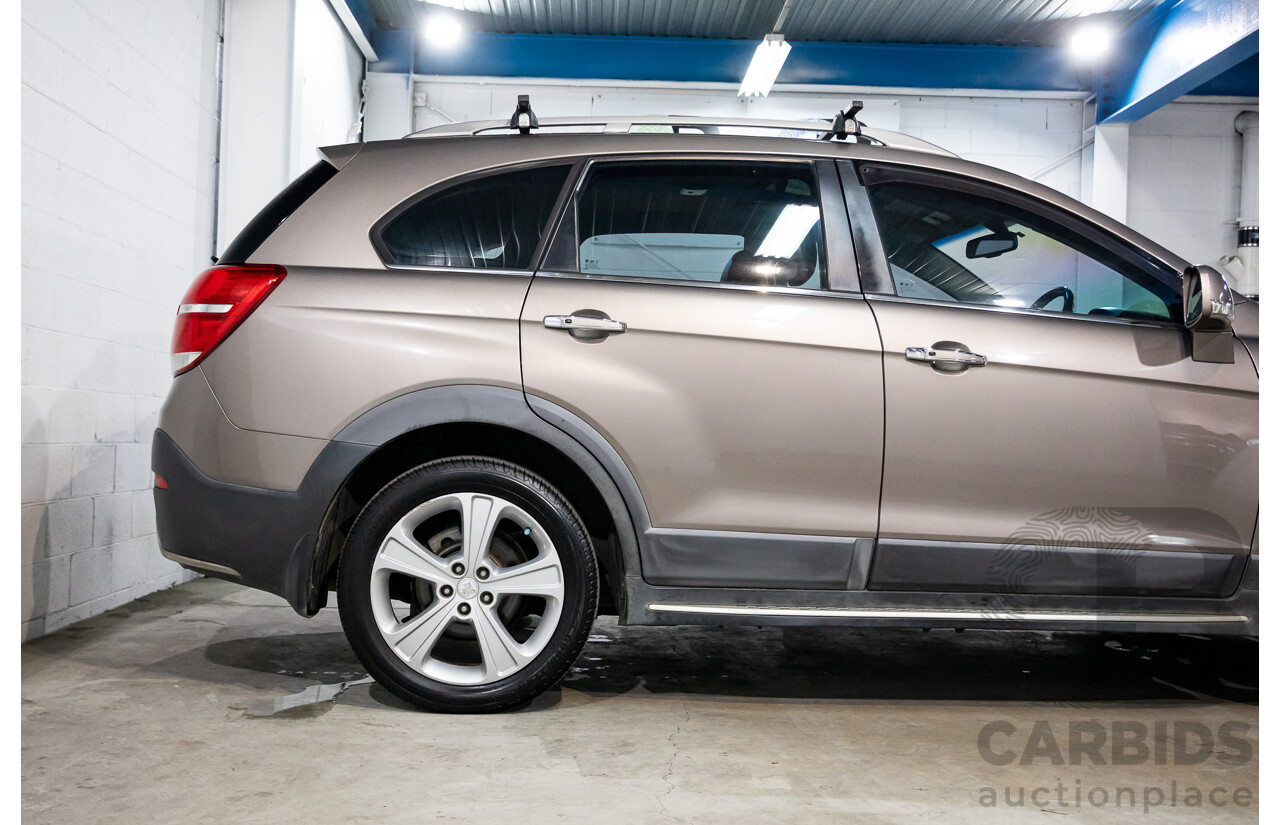 10/2014 Holden Captiva 7 LTZ (AWD) CG MY15 4d Wagon Champagne Silver Turbo Diesel 2.2L
