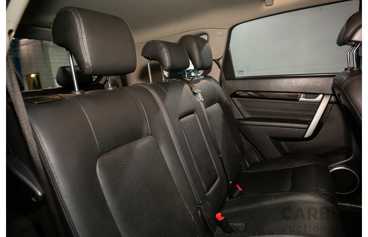 10/2014 Holden Captiva 7 LTZ (AWD) CG MY15 4d Wagon Champagne Silver Turbo Diesel 2.2L