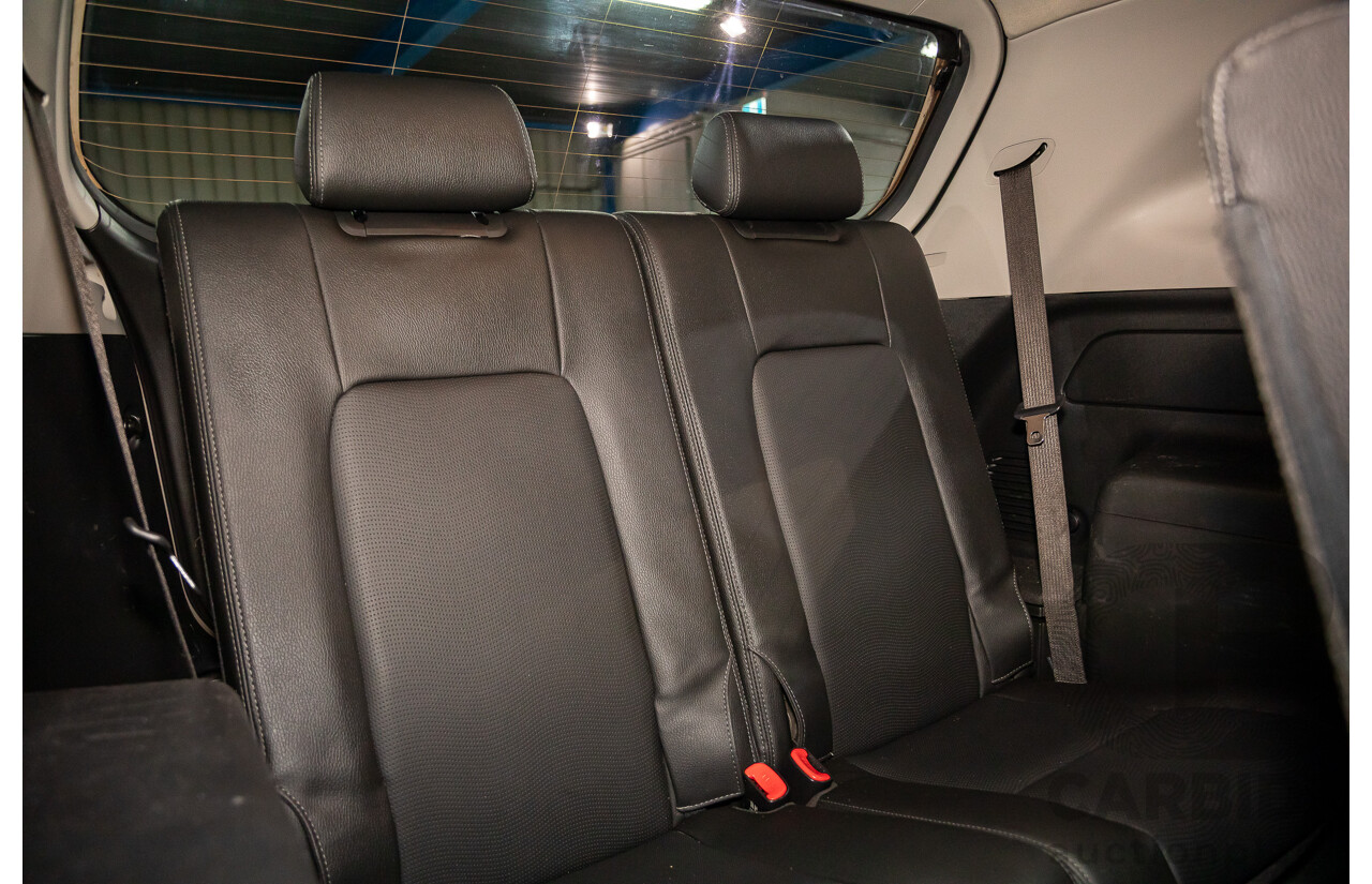 10/2014 Holden Captiva 7 LTZ (AWD) CG MY15 4d Wagon Champagne Silver Turbo Diesel 2.2L