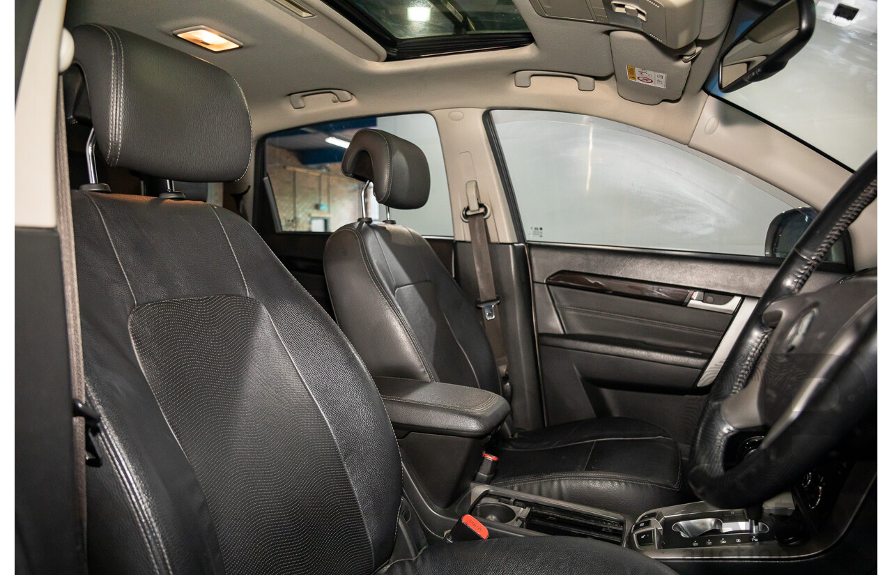 10/2014 Holden Captiva 7 LTZ (AWD) CG MY15 4d Wagon Champagne Silver Turbo Diesel 2.2L
