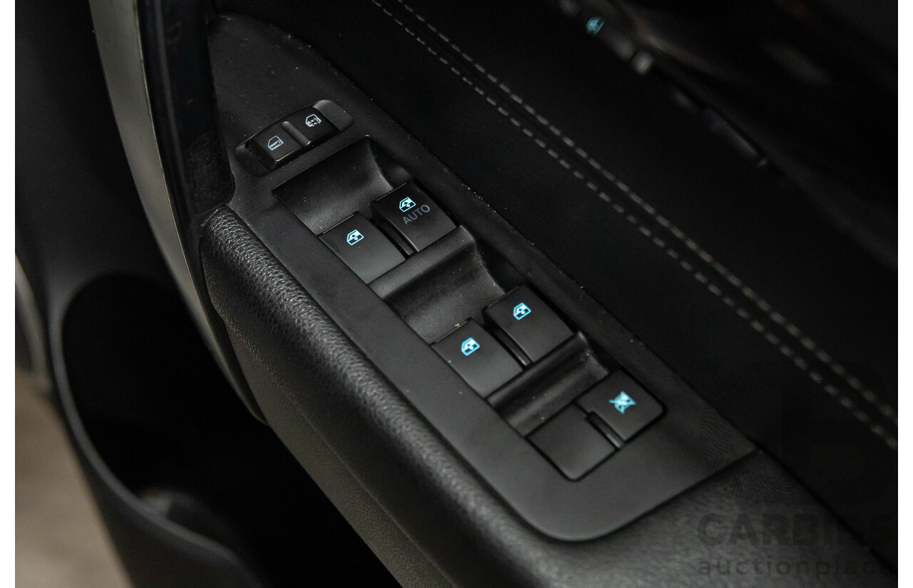 10/2014 Holden Captiva 7 LTZ (AWD) CG MY15 4d Wagon Champagne Silver Turbo Diesel 2.2L