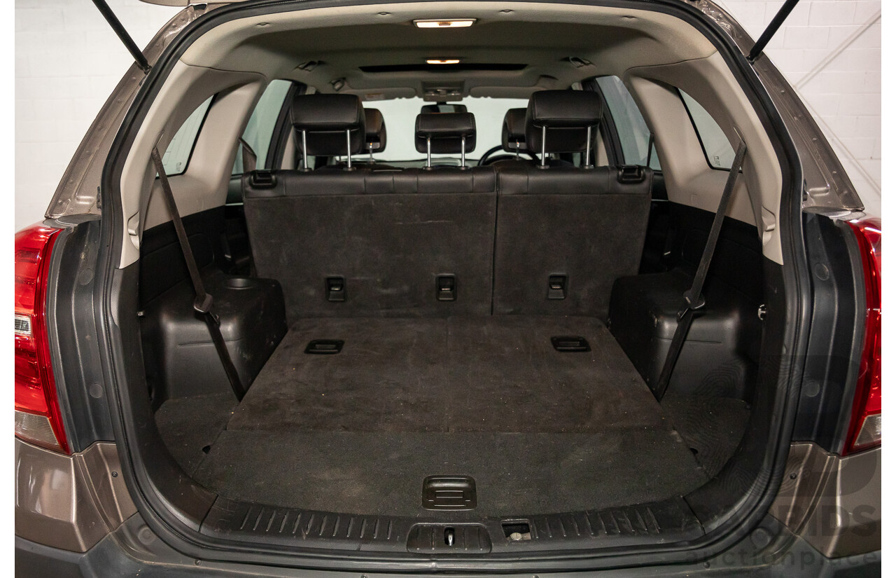 10/2014 Holden Captiva 7 LTZ (AWD) CG MY15 4d Wagon Champagne Silver Turbo Diesel 2.2L