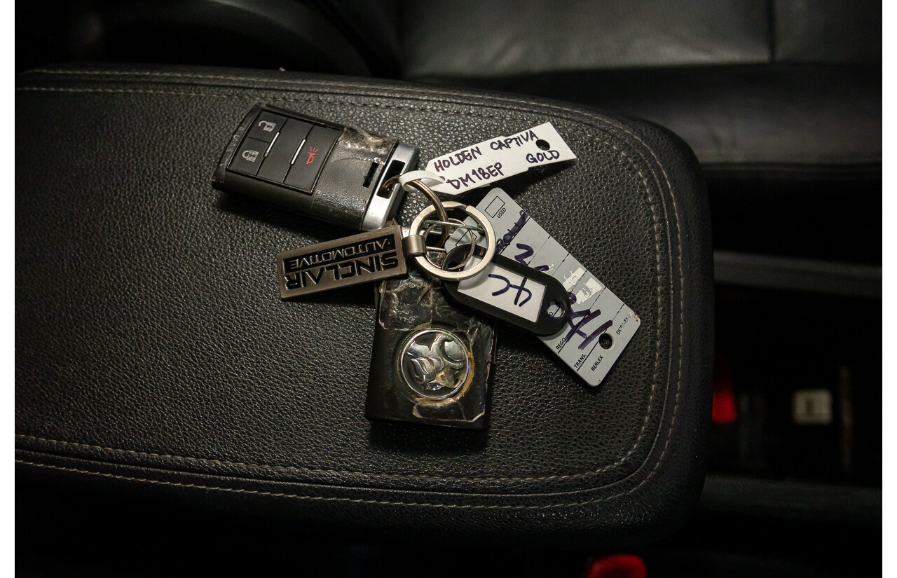 10/2014 Holden Captiva 7 LTZ (AWD) CG MY15 4d Wagon Champagne Silver Turbo Diesel 2.2L