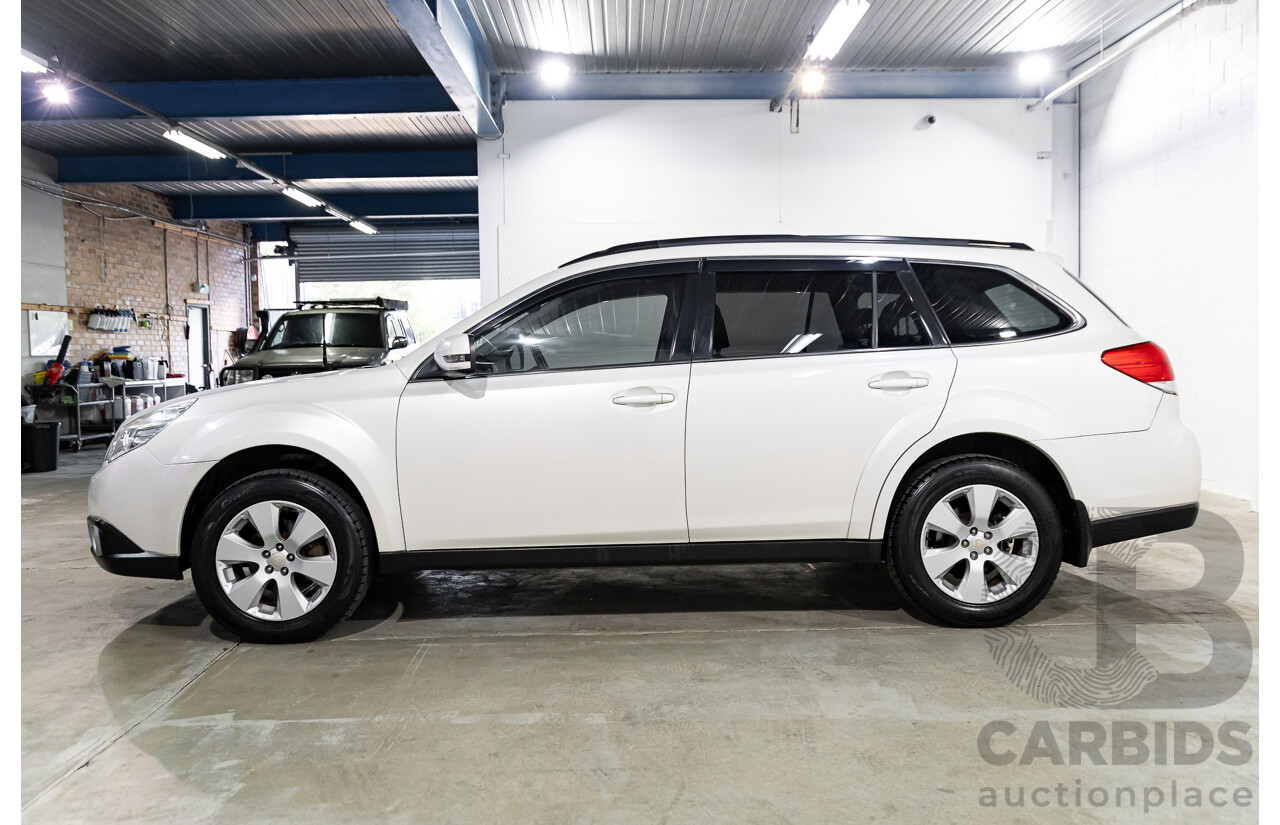 11/2010 Subaru Outback 2.5i MY11 4d Wagon Crystal White Pearl 2.5L