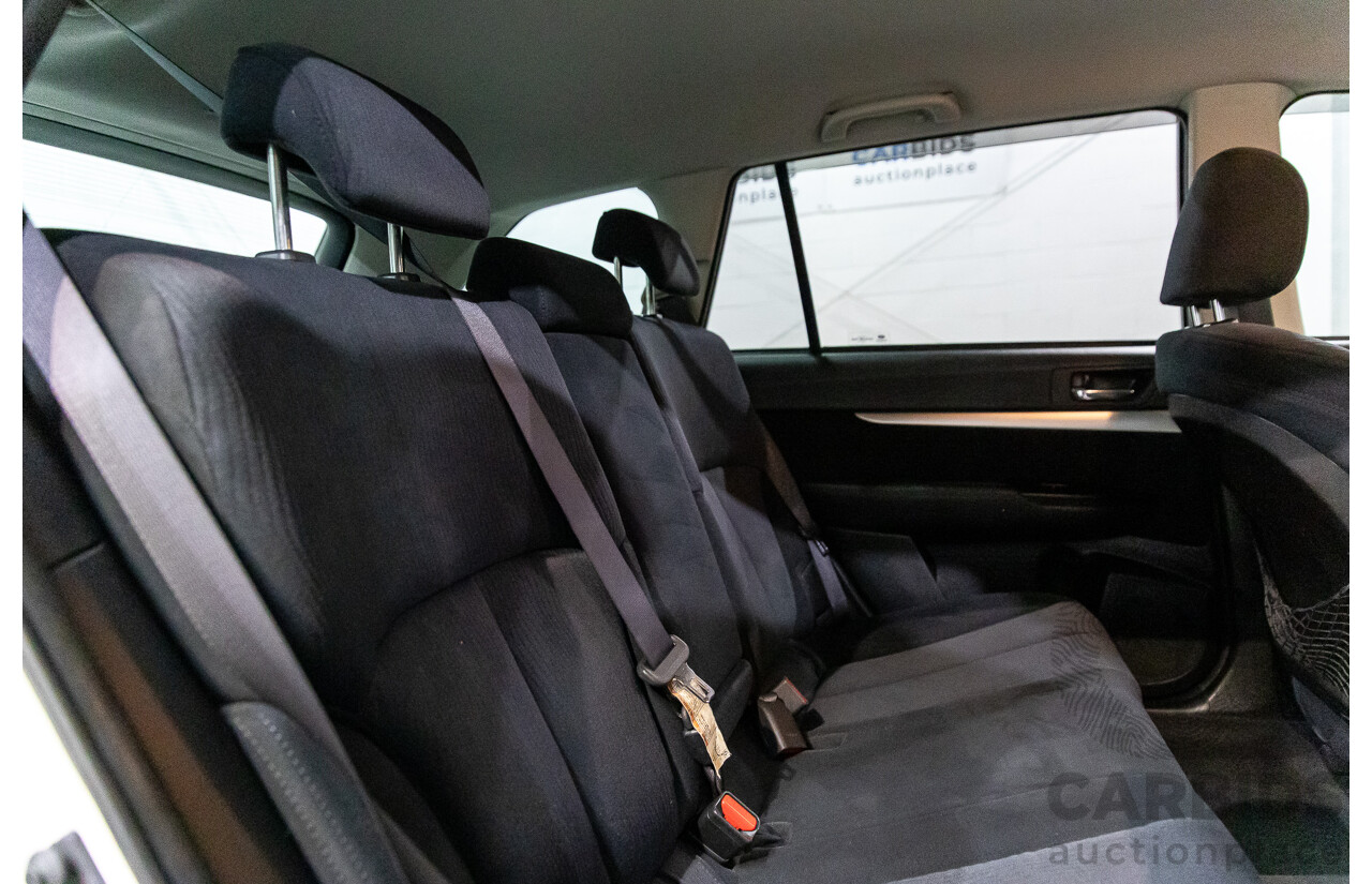11/2010 Subaru Outback 2.5i MY11 4d Wagon Crystal White Pearl 2.5L