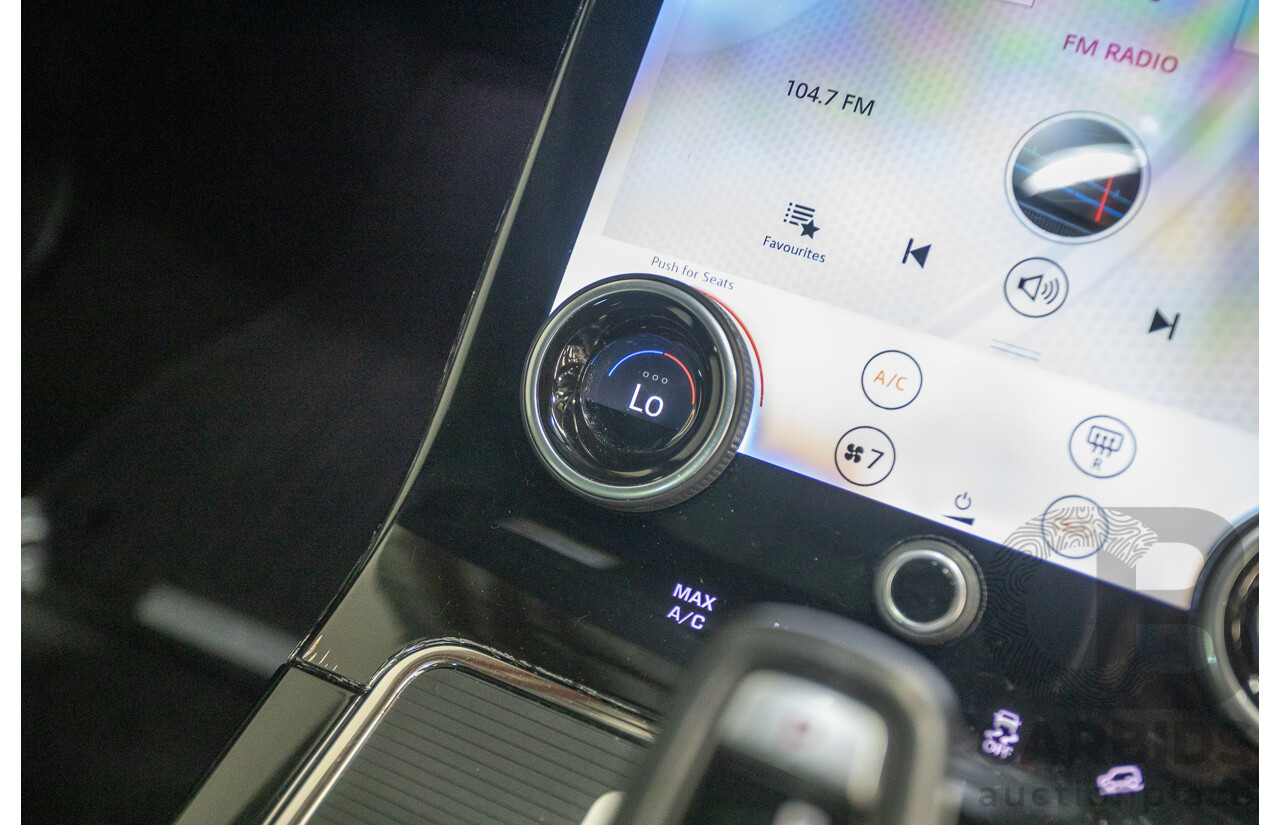 11/2019 Land Rover Range Rover Evoque P250 R-DYNAMIC S (183kW) AWD L551 MY20.25 4D Wagon Eiger Grey Metallic Tubro 2.0L