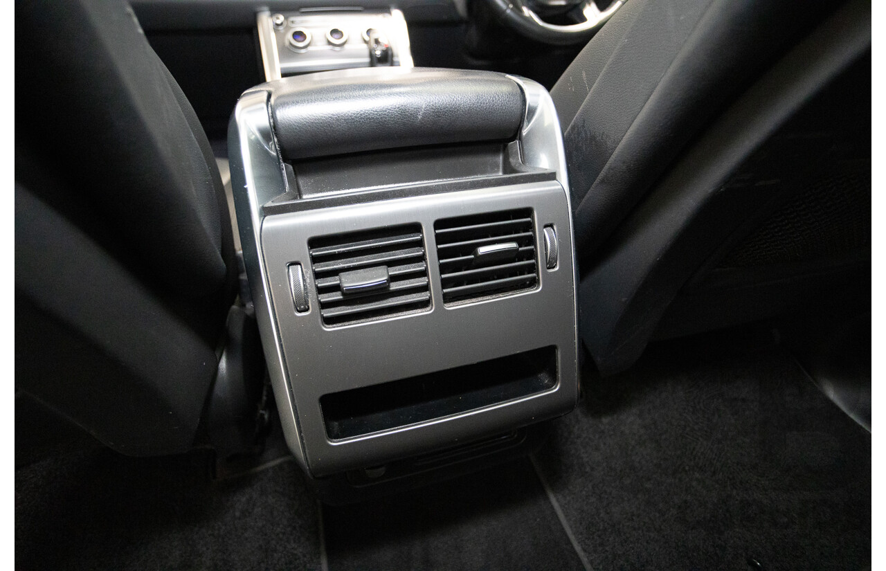 06/2016 Range Rover Range Rover Sport 3.0 TDV6 SE (AWD) LW MY16 4D Wagon Polaris White Turbo Diesel 3.0L