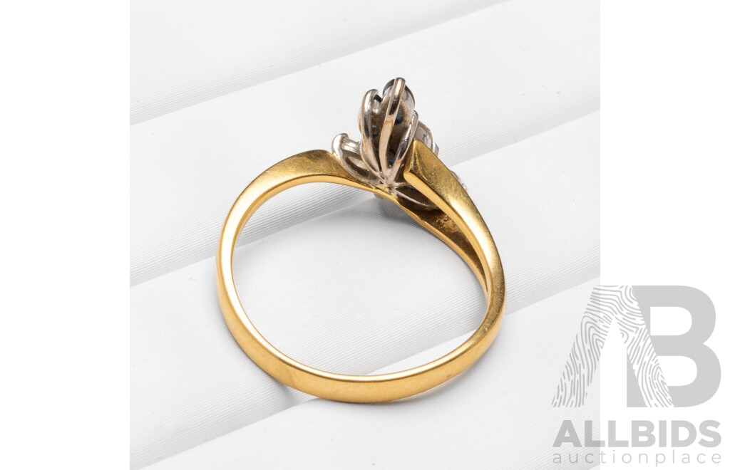 18ct Yellow/White Gold Marquise Cut Diamond and Sapphire Ring - Size N