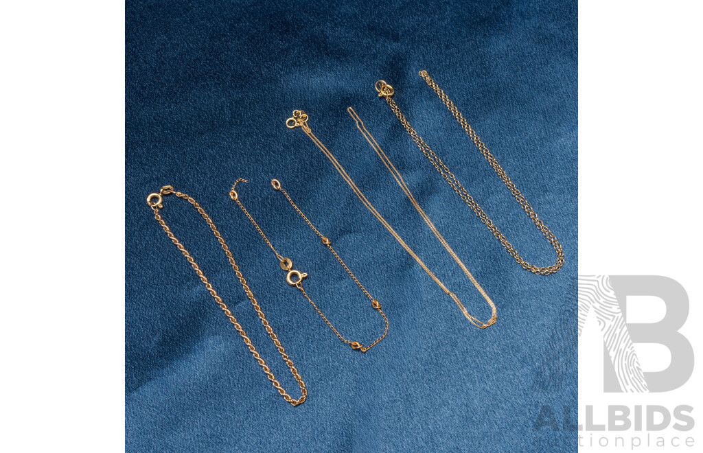 Assorted 9/10ct Yellow Gold Necklaces and Bracelets. Lot of 4 - 4.49gms