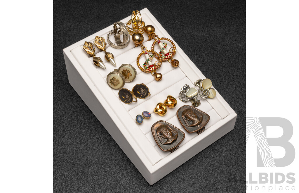 Assorted Gold/Silver Tone Earrings Collection - Lot of 13