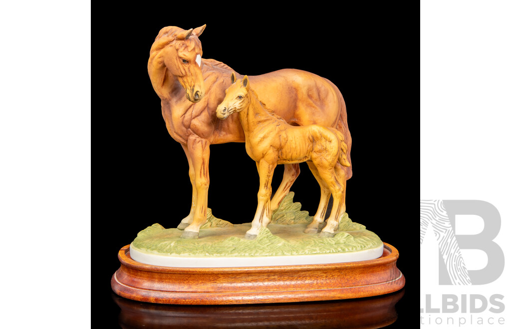 Fine Porcelain Chestnut Mare and Foal Figures by Akita for Kowa