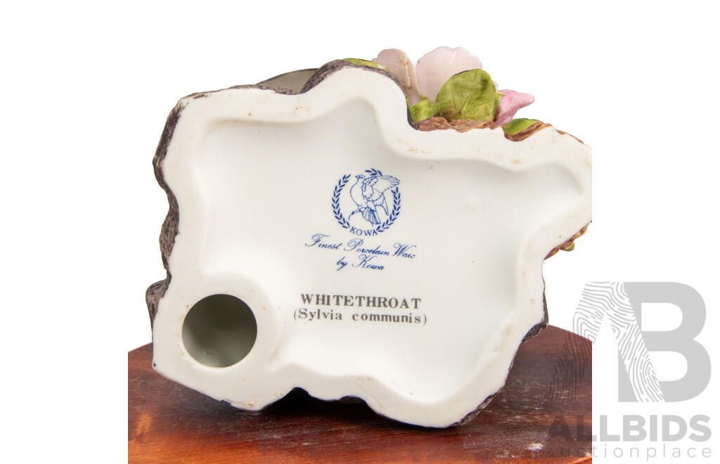 Pair of Fine Porcelain Bird Figures by Kowa