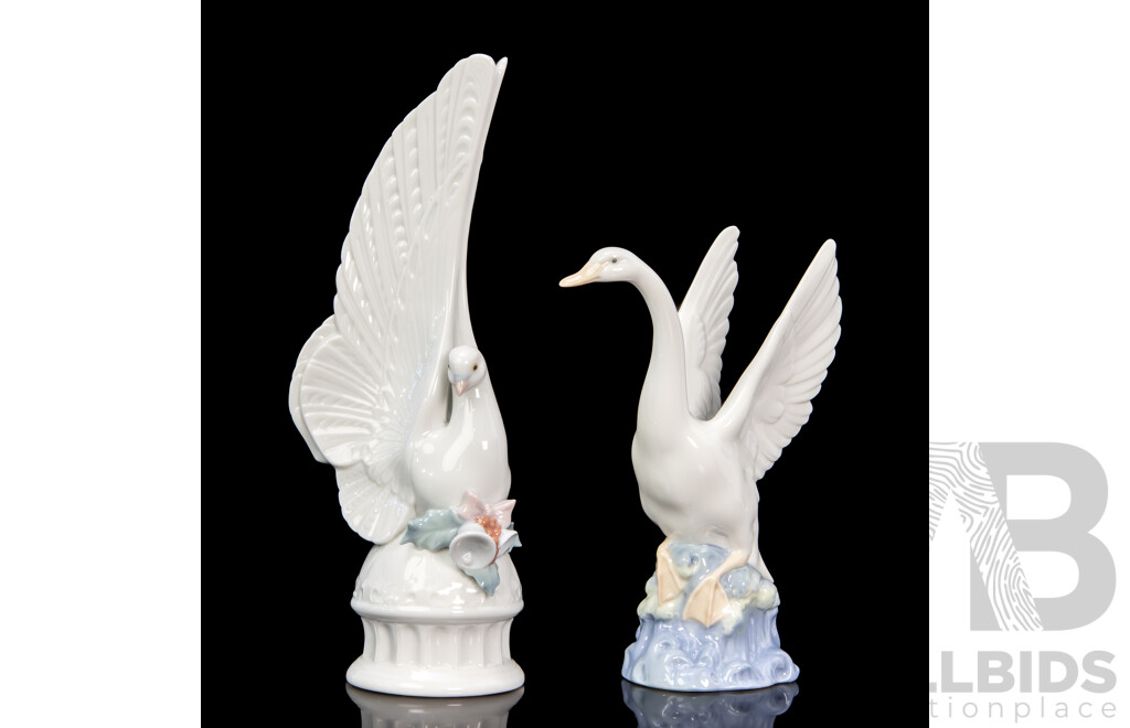Pair of Nicely Glazed Porcelain Birds