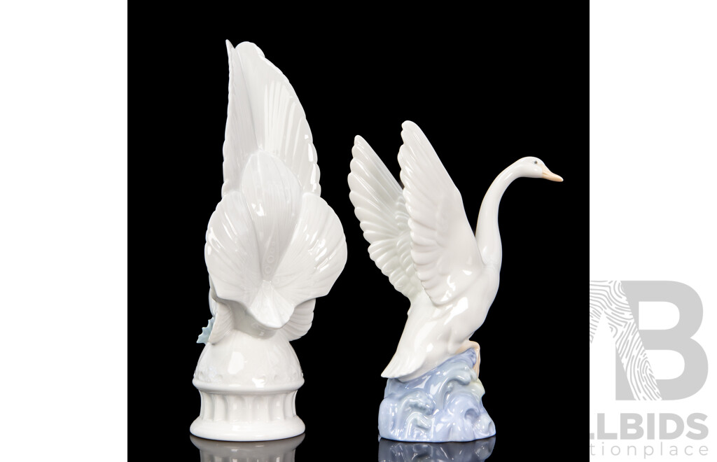 Pair of Nicely Glazed Porcelain Birds