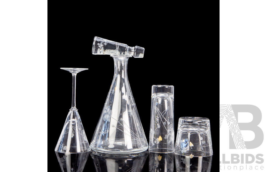 A Good Waterford Hand-Cut Crystal Glassware Set