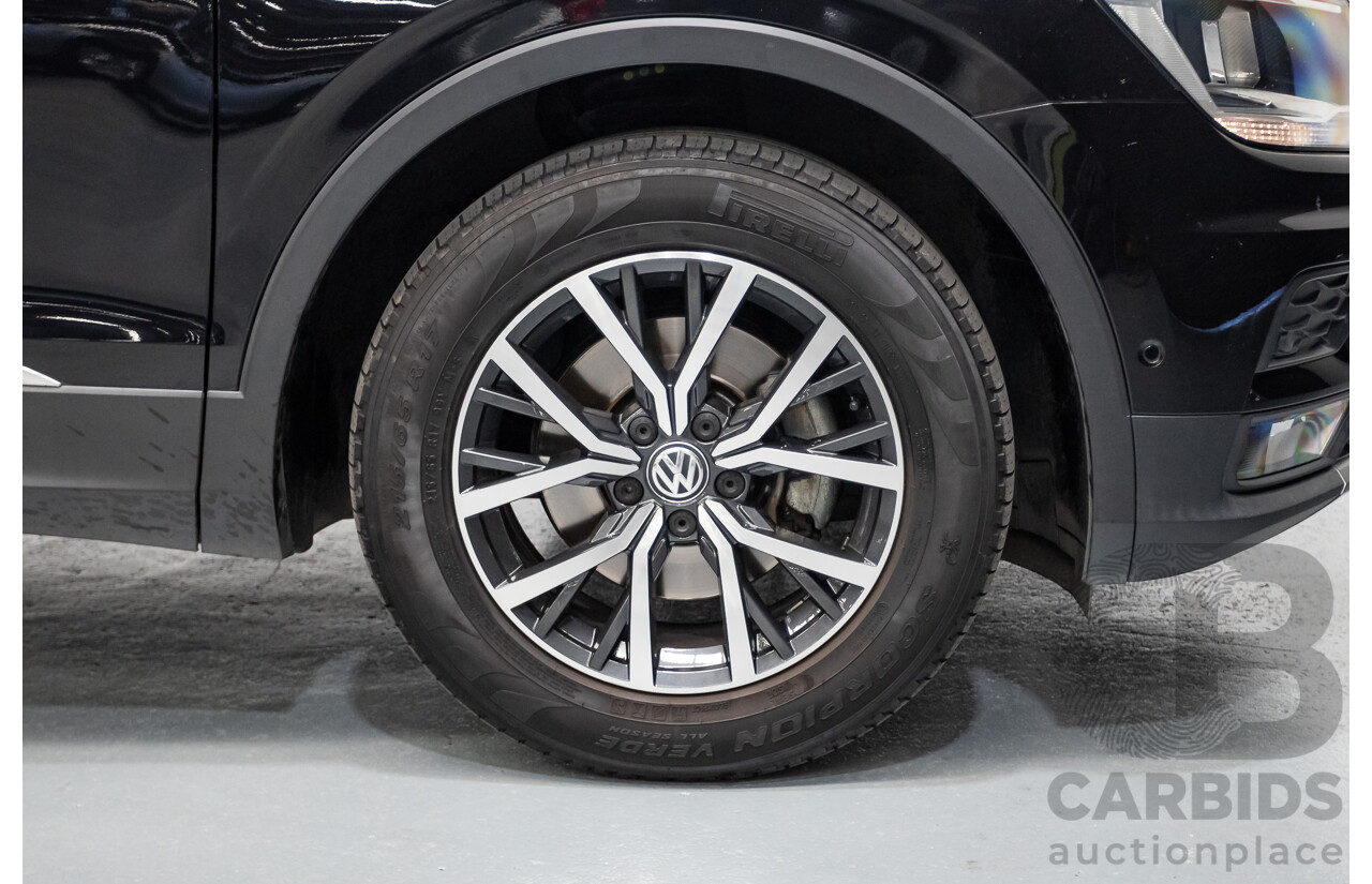 10/2017 Volkswagen Tiguan 110 TSI Comfortline 5NA MY18 4D Wagon Deep Black Pearl Turbo 1.4L