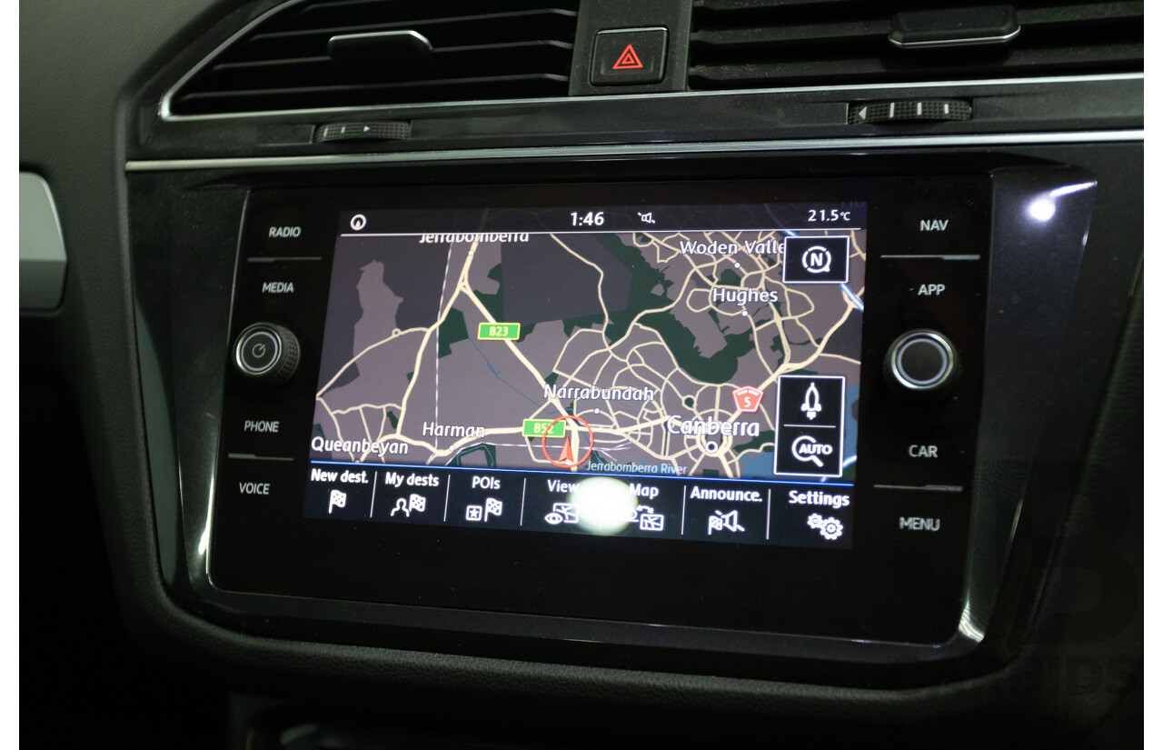 10/2017 Volkswagen Tiguan 110 TSI Comfortline 5NA MY18 4D Wagon Deep Black Pearl Turbo 1.4L