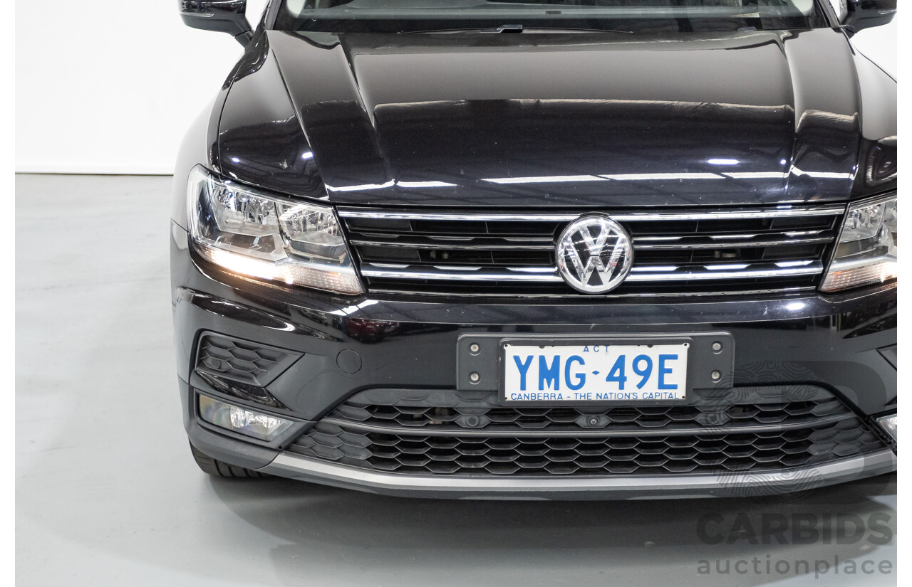 10/2017 Volkswagen Tiguan 110 TSI Comfortline 5NA MY18 4D Wagon Deep Black Pearl Turbo 1.4L