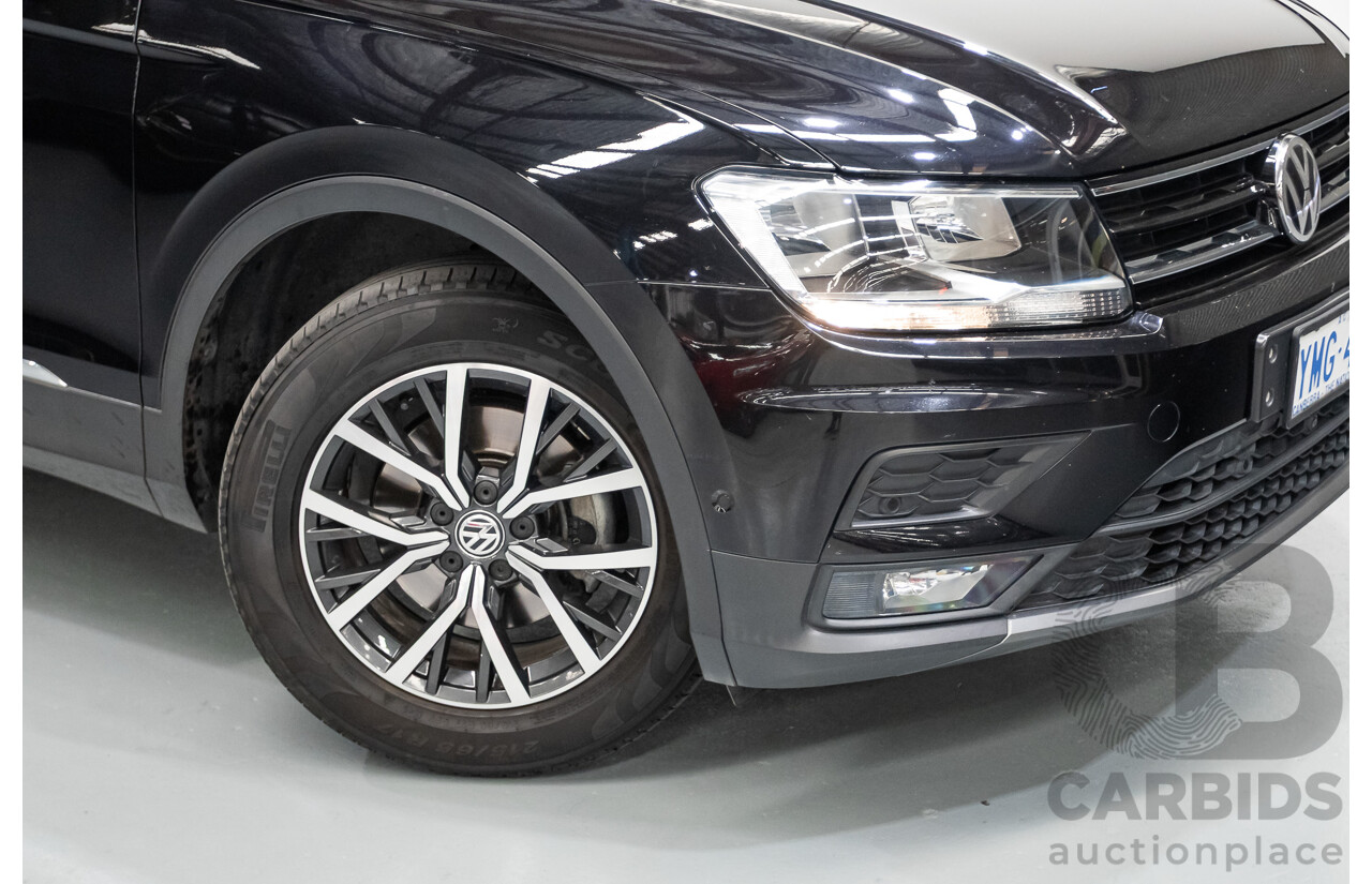 10/2017 Volkswagen Tiguan 110 TSI Comfortline 5NA MY18 4D Wagon Deep Black Pearl Turbo 1.4L