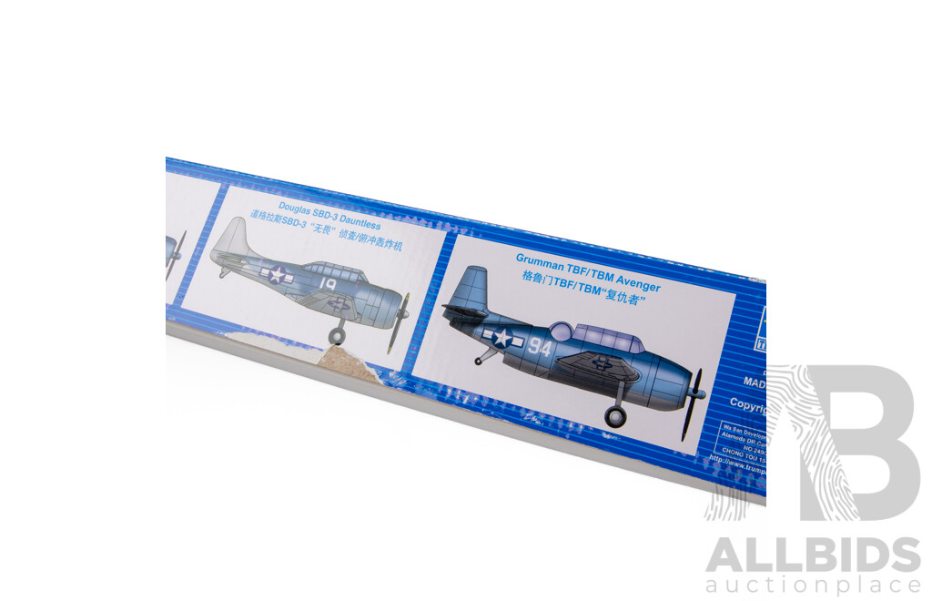 Trumpeter Model U.S Aircraft Carrier CV-10 Yorktown 1944 with Pontos Detail Up Set - 1:350 Scale