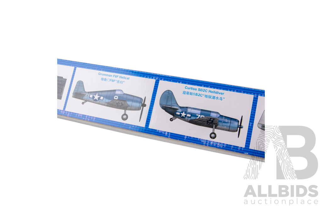 Trumpeter Model U.S Aircraft Carrier CV-10 Yorktown 1944 with Pontos Detail Up Set - 1:350 Scale