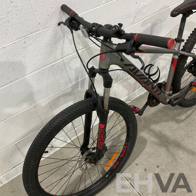 AVANTI Montari Mountain Bike